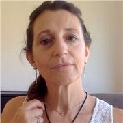 Profesora titulada superior ofrece clases de Piano y Clavecin . En español o français